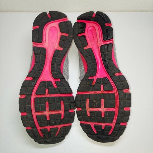 Nike Relentless2 Womans 7.5 Sneaker Running Shoe Pink Gray Logo light weight - Picture 9 of 12